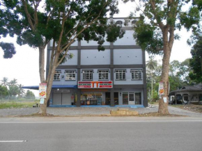 TT Hotel Pengkalan Kubor